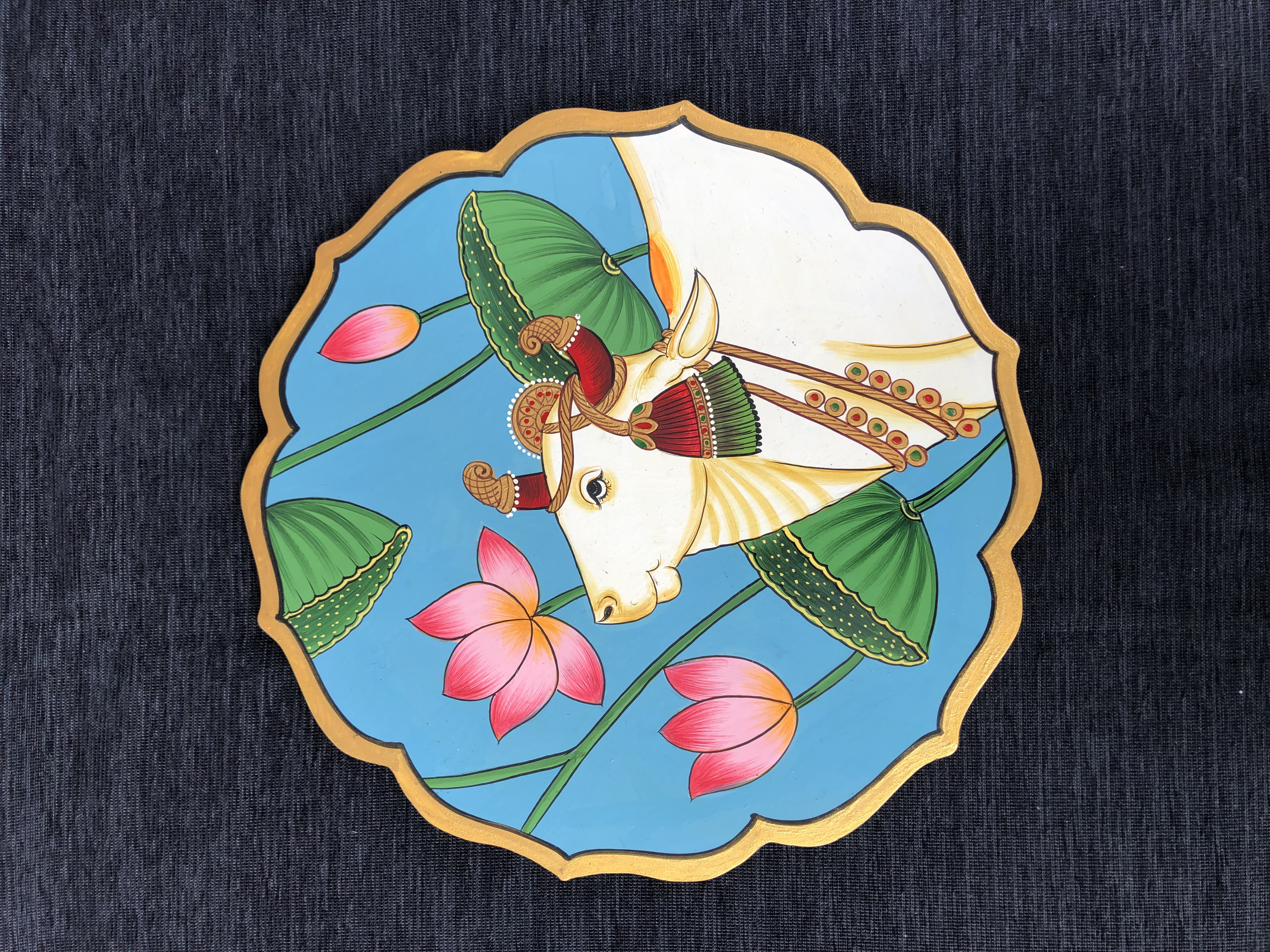 Hand-painting Pichwai art wall plate